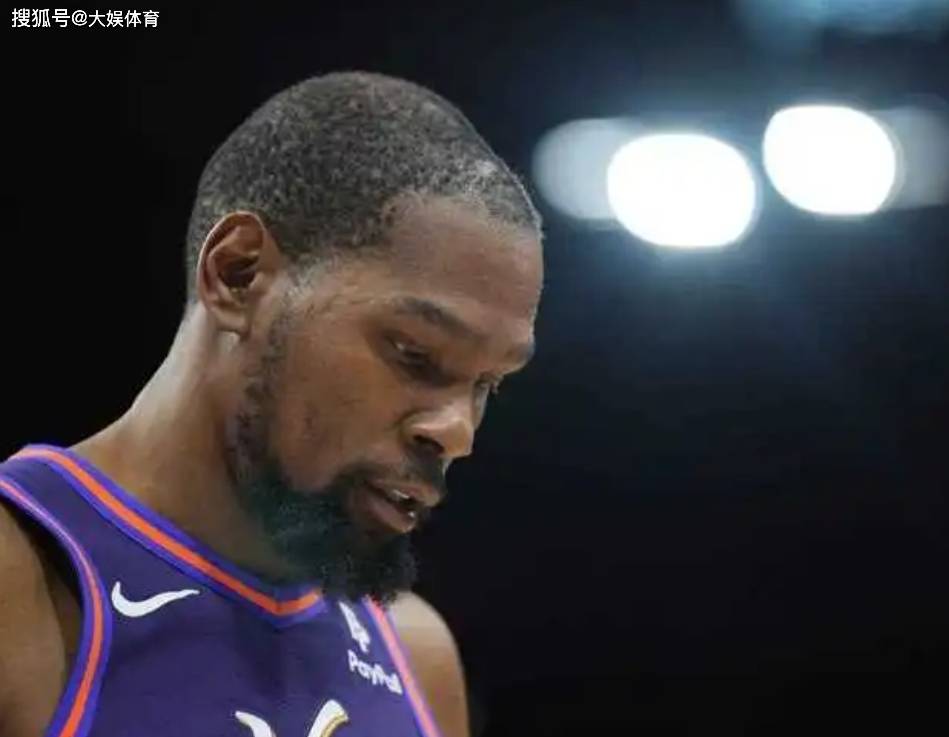 九游游戏平台-关于杜兰特迎来二十赛季出色发挥，加拿大队观众热烈欢呼！的信息